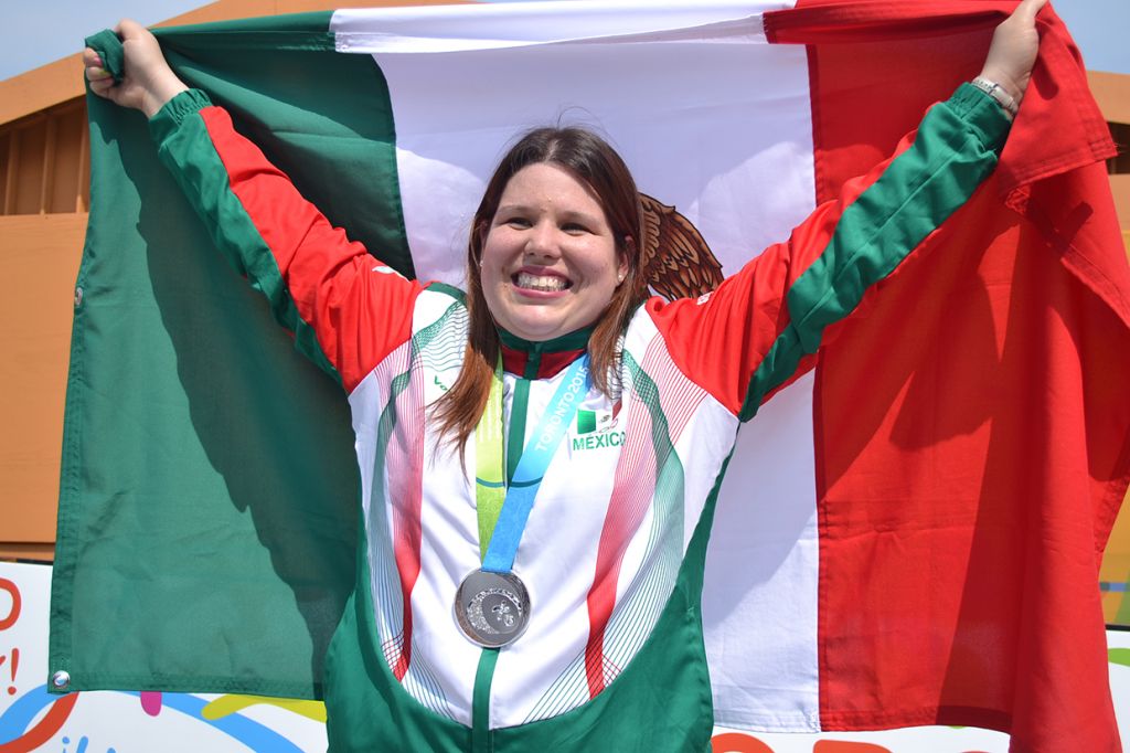 Alejandra Zavala Medalla De Plata En Pistola Metros De Aire